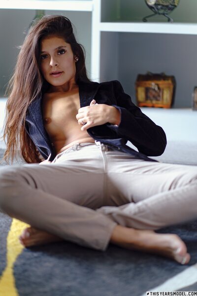 Tessa Jay Business Naked By This Years Model - photo 03