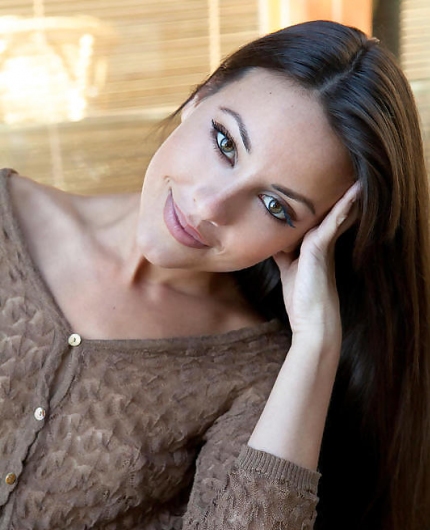 Charming Lorena B