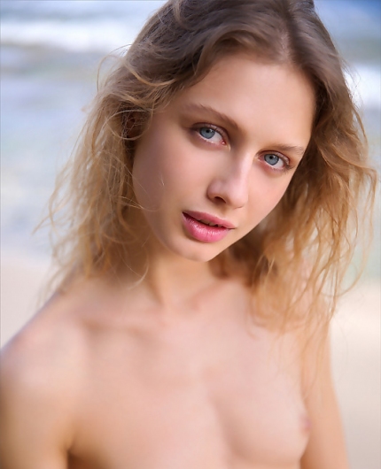 Clarice Beauty Beach By MPL Studios