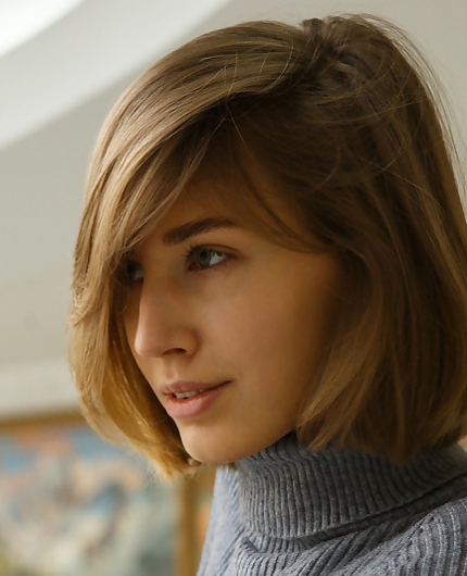 Art Gallery Walk And Soft Knit Styling With Jody Naitos