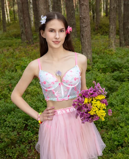 Soft Woodland Glamour In Pink Floral Lingerie With Silky