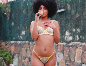 Video Selva Lapiedra By The Swimming Pool