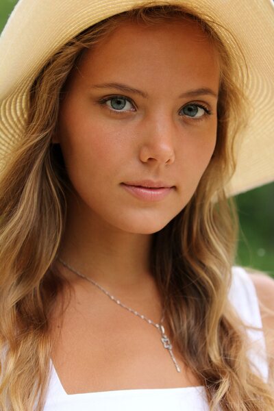 Katya Clover In White Bikini And Sun Hat Posing Outdoors - photo 00