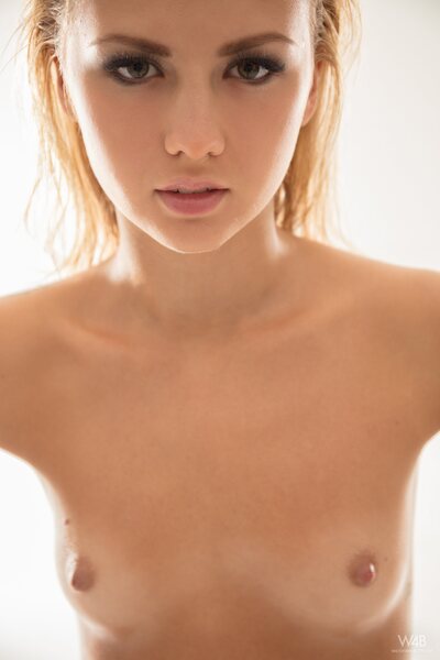Jati Oiled Body By Watch 4 Beauty - photo 08