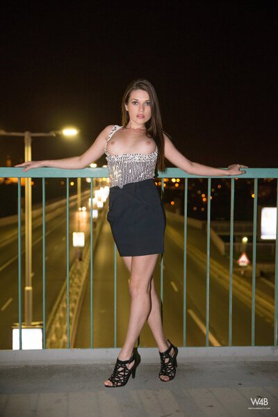 Serena Night Walk By Watch 4 Beauty - photo 10