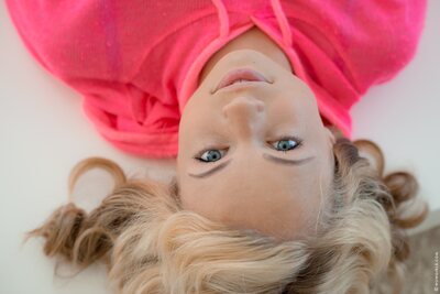 Nomi Solly Babe - photo 01