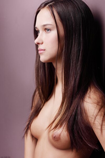 Chloe Not So Innocent - photo 03