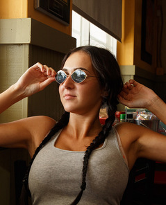 Dita Vetone Crab Slappers I By Zishy