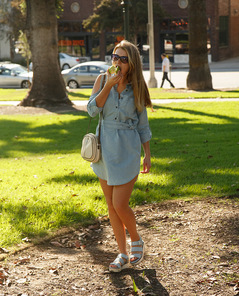 Tatiana Penskaya Likes Them Apples By Zishy