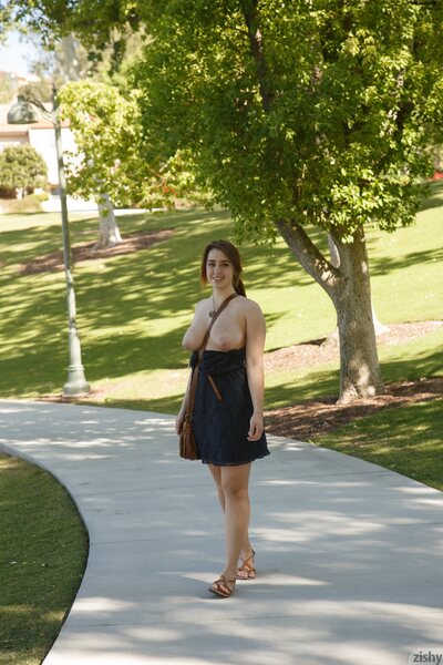 Lanie Morgan Mother Natchums By Zishy - photo 02