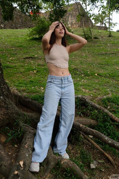 Julia Campos Developing Countries - photo 01
