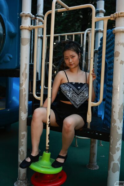 Playground Night Shoot In Black Dress With Sensual Charm - photo 01