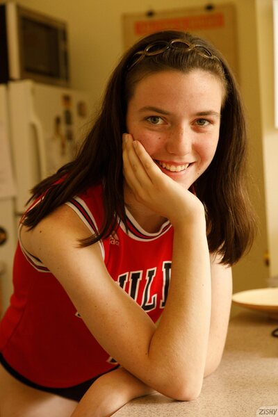 Casual Jersey Tease At Home With Bella Rosenfeld In Soft Warm Light - photo 00