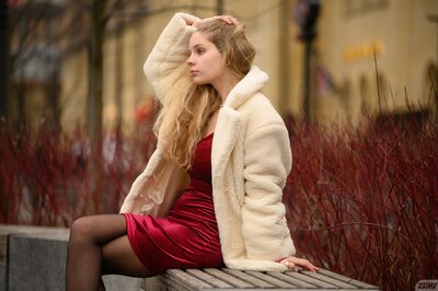 Velvet Dress Evening Indoor Set With Playful Mood Samadhi Amour  - photo 01